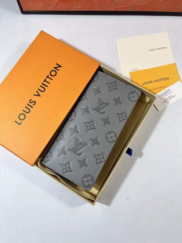 LV Wallets 115